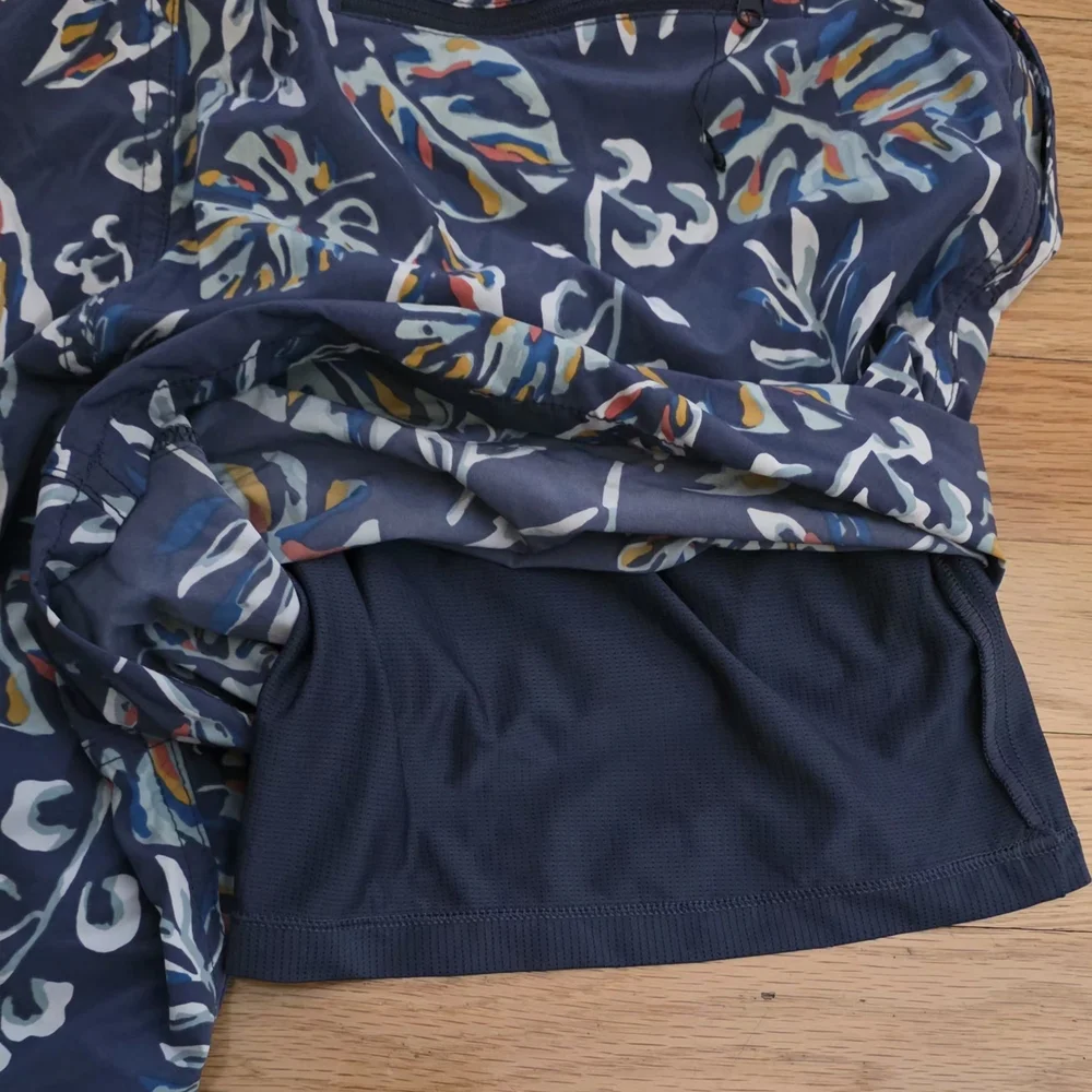 Kirkland Signature Men's L Blue Palm Leaf Tropical Print Swim Shorts NWOT